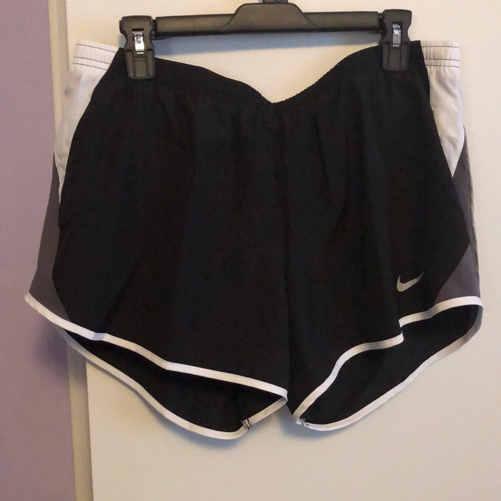 Women’s Nike Dry athletic shorts
